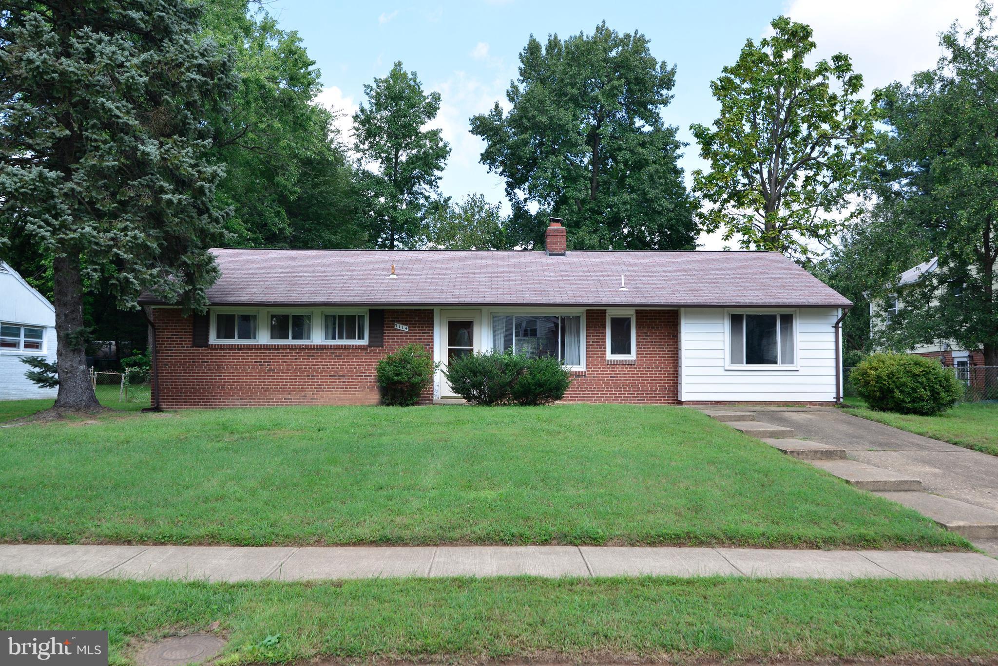 CRESTWOOD MANOR - Residential