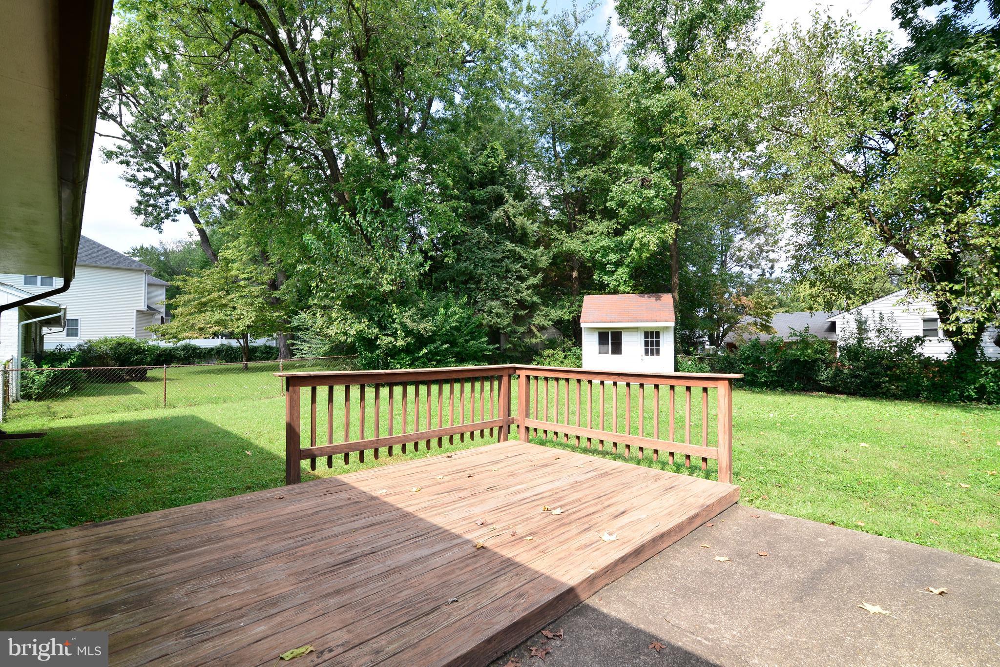 CRESTWOOD MANOR - Residential