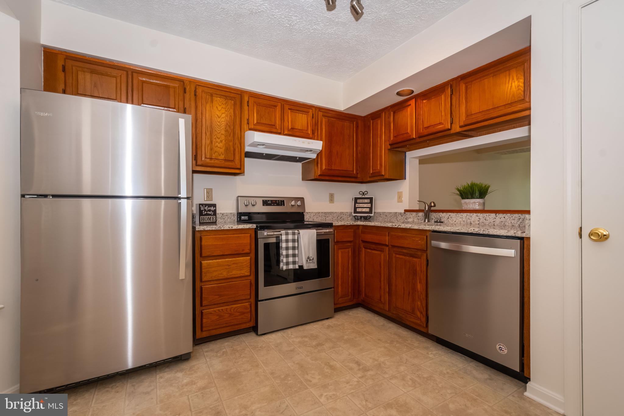 RIVERSIDE - Residential