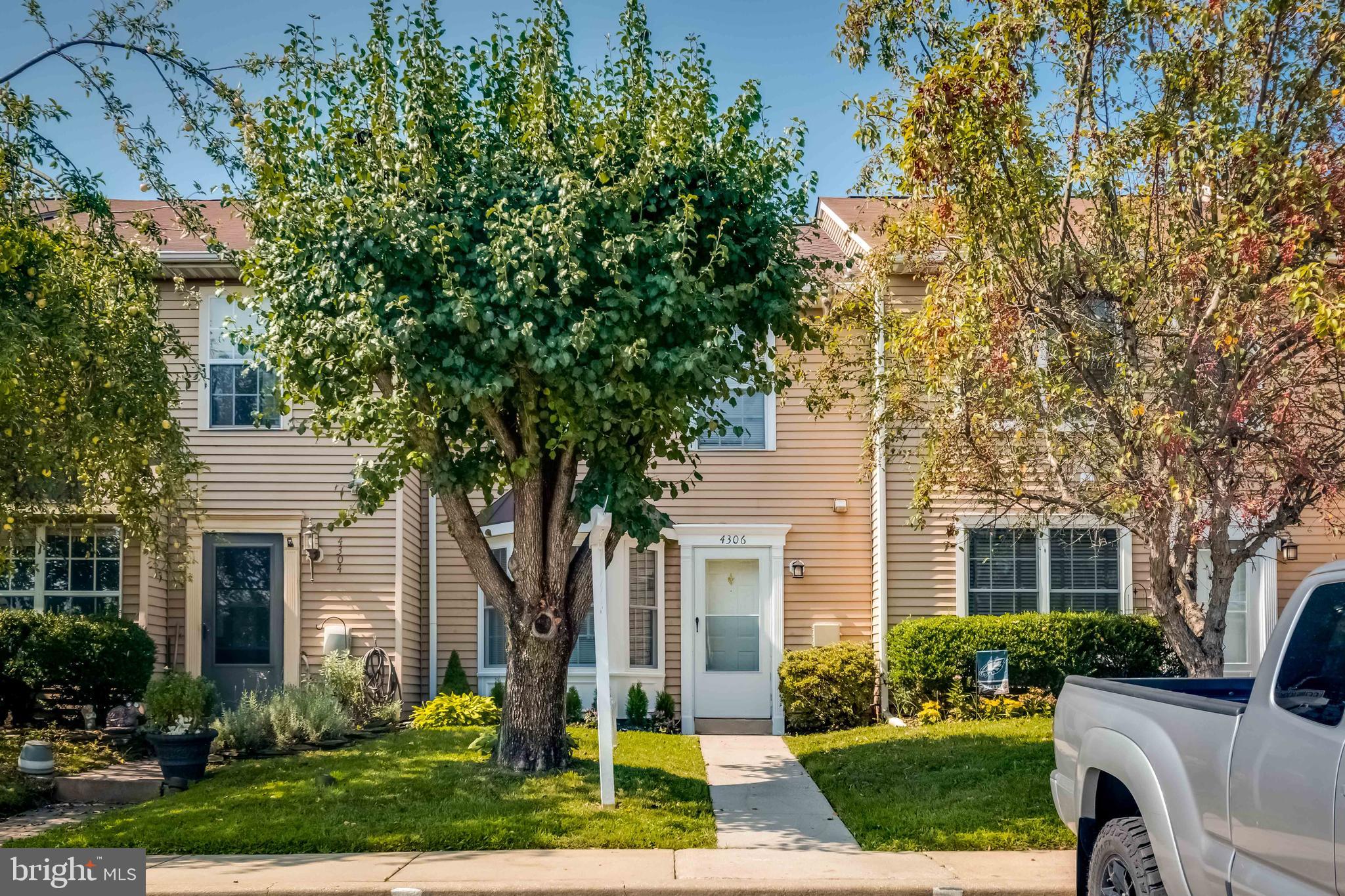 RIVERSIDE - Residential