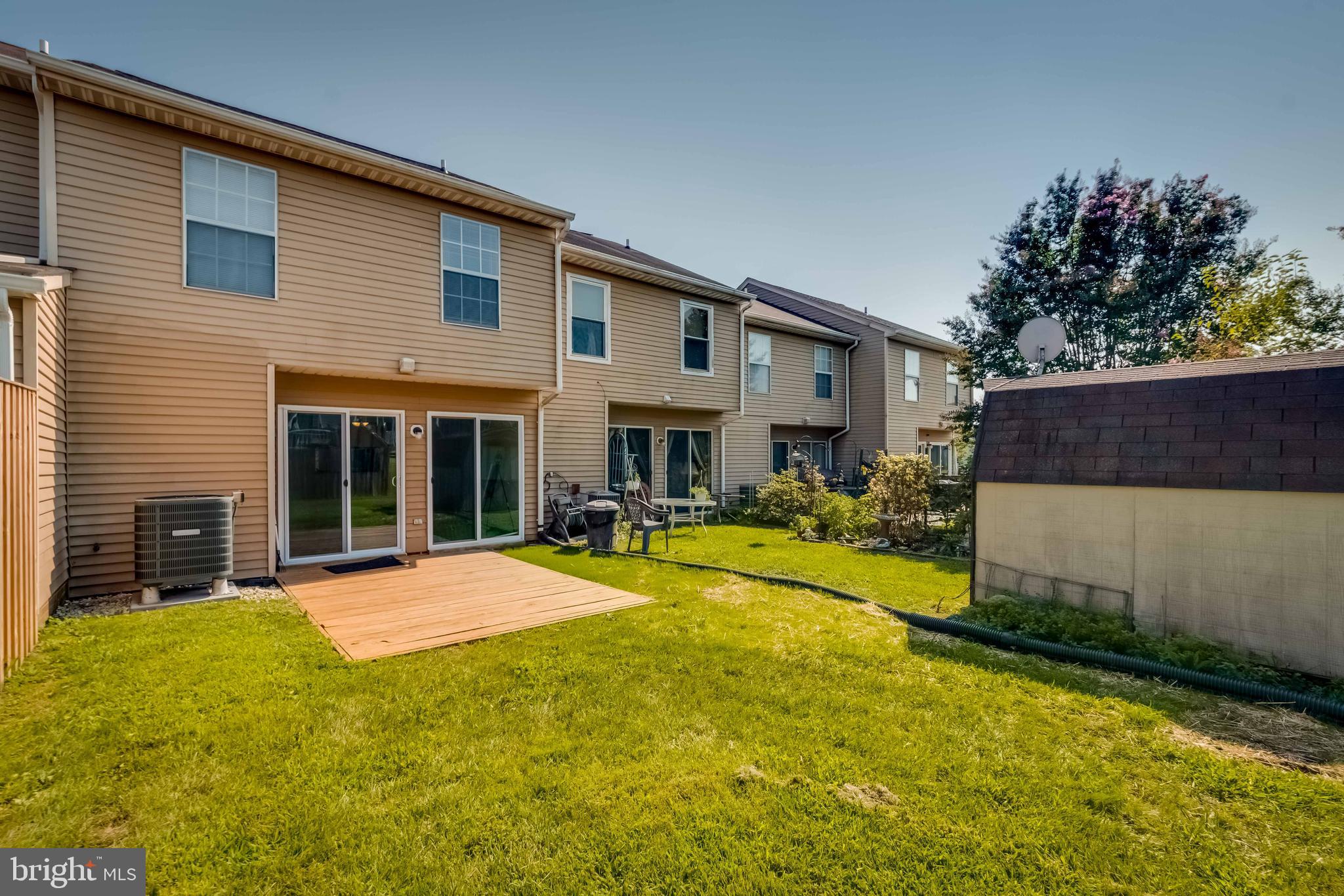 RIVERSIDE - Residential