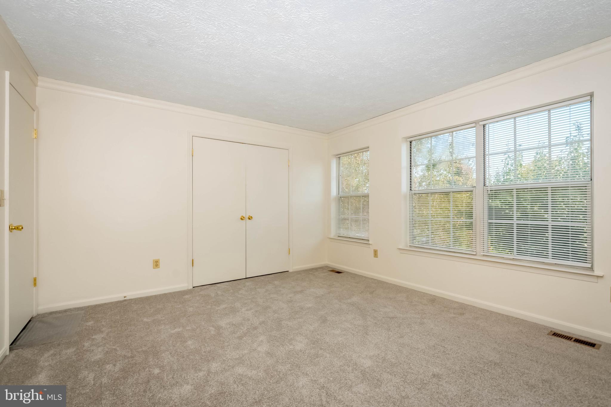 RIVERSIDE - Residential