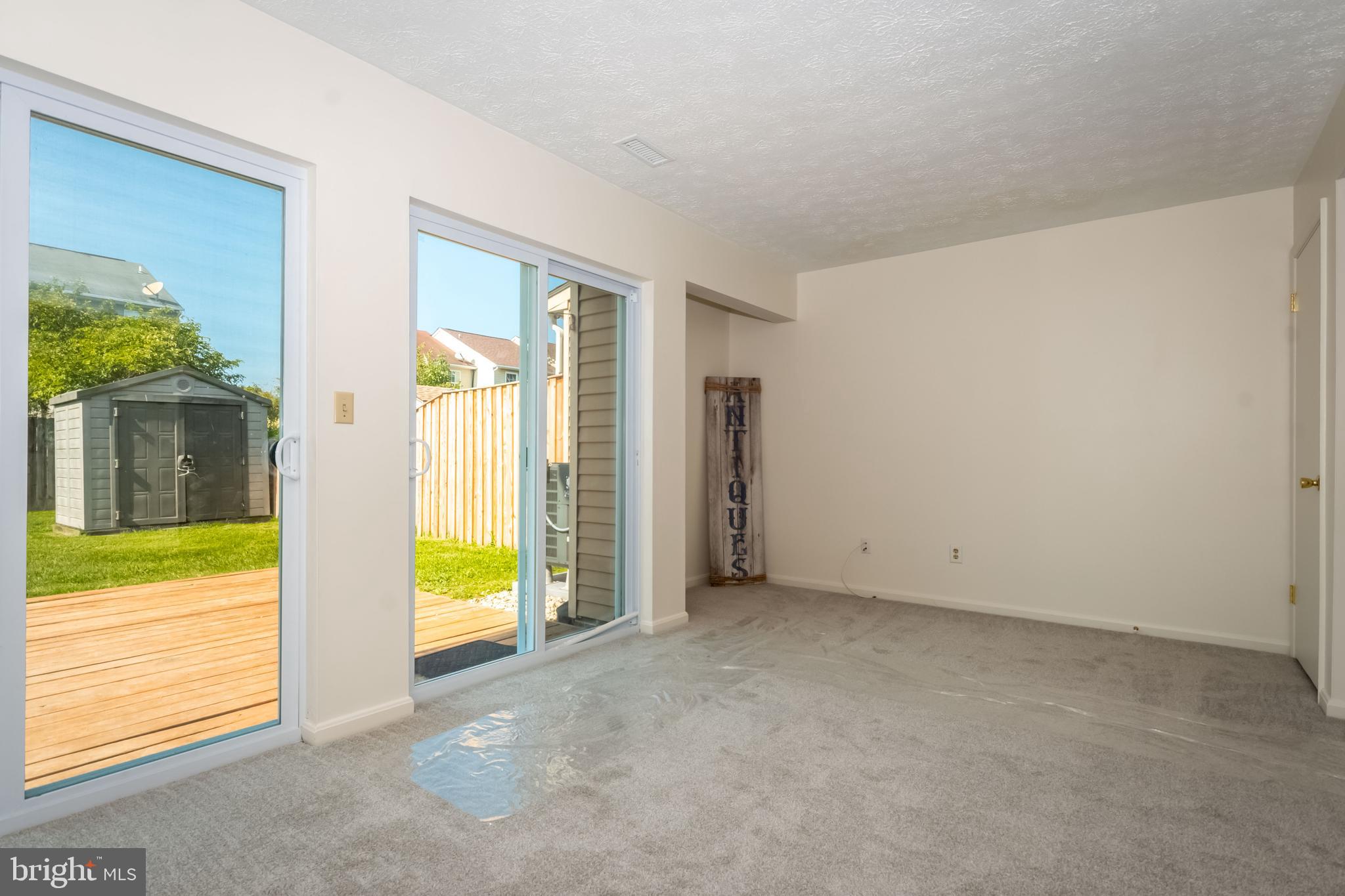 RIVERSIDE - Residential