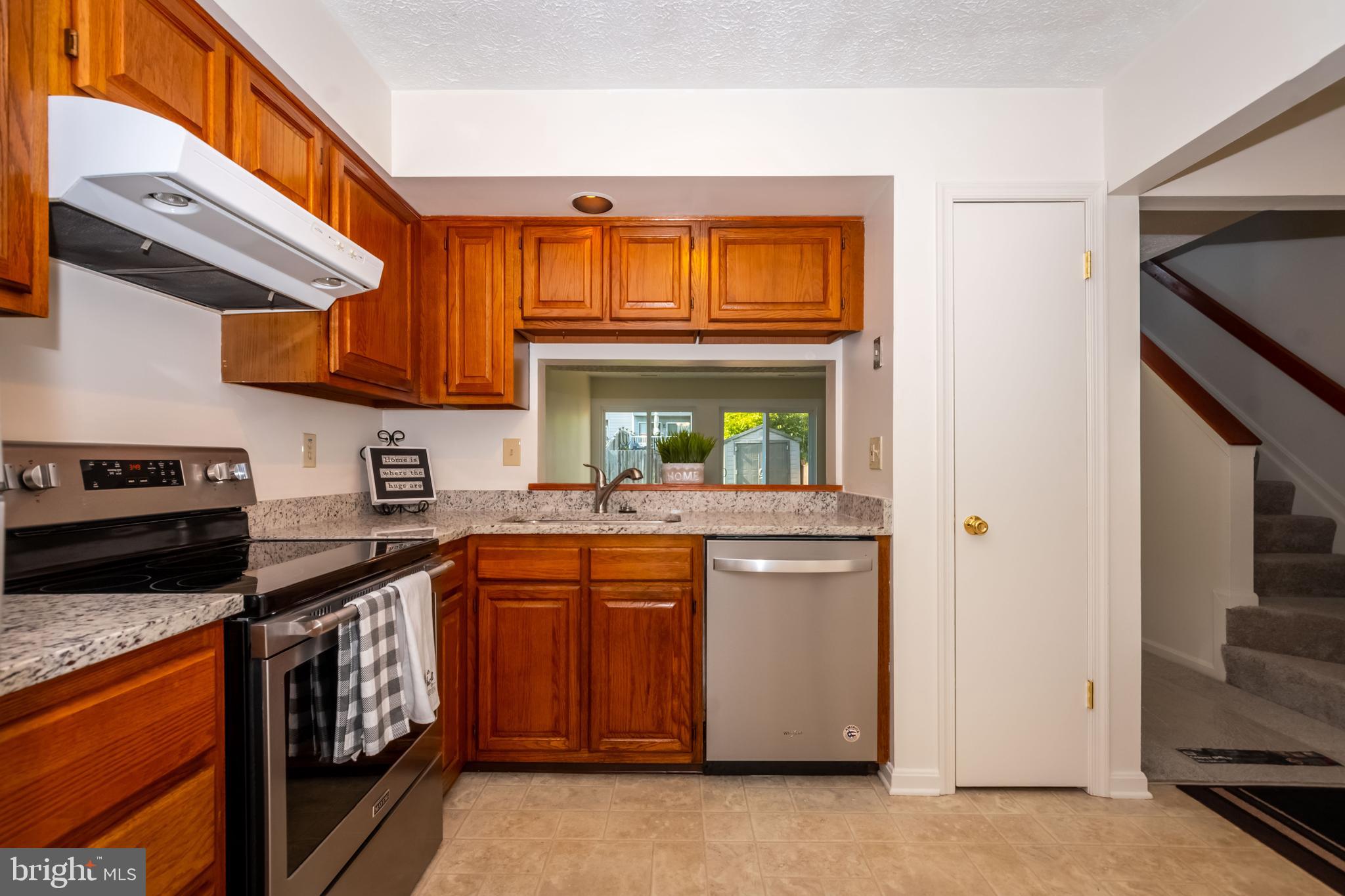 RIVERSIDE - Residential