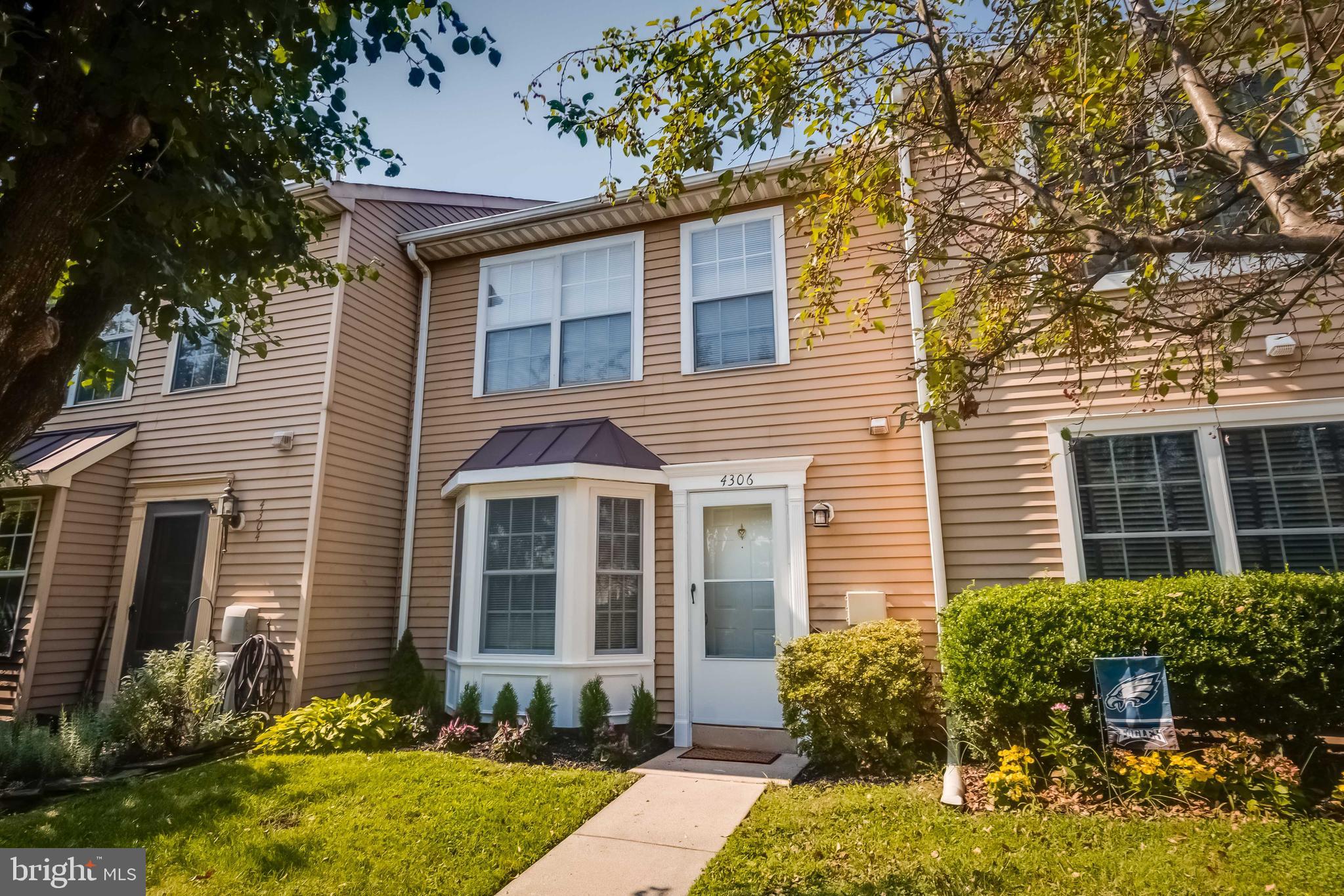 RIVERSIDE - Residential