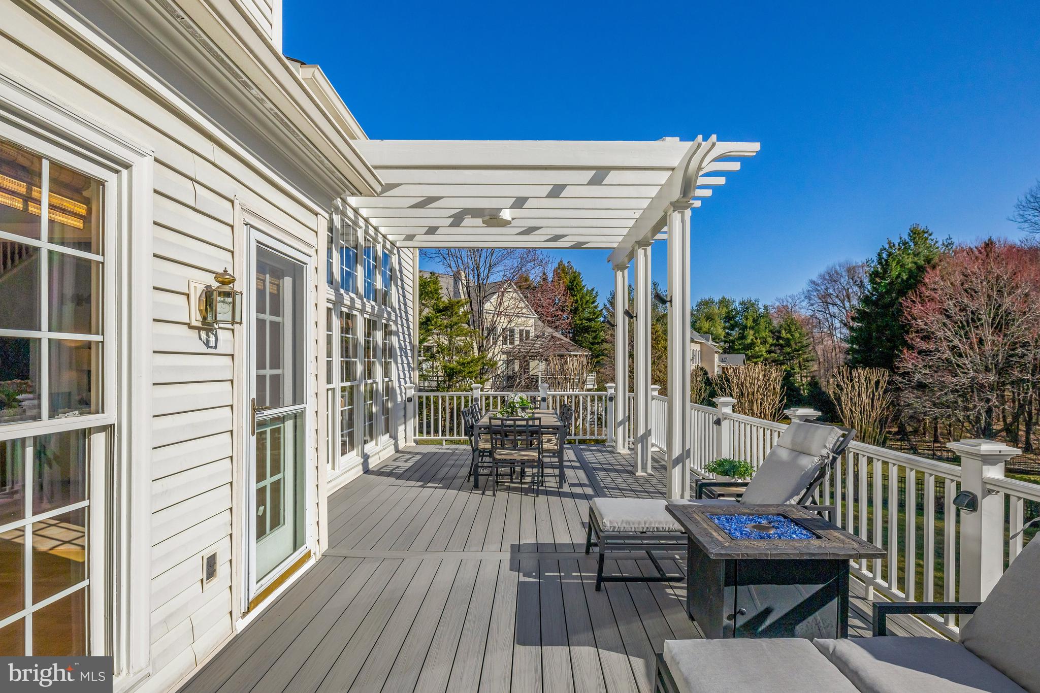 SMC MCLEAN - Residential