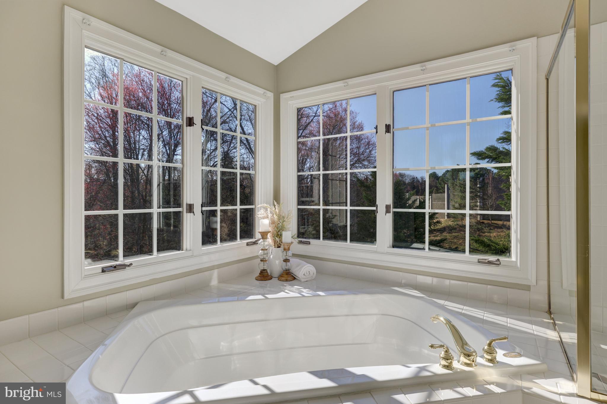 SMC MCLEAN - Residential