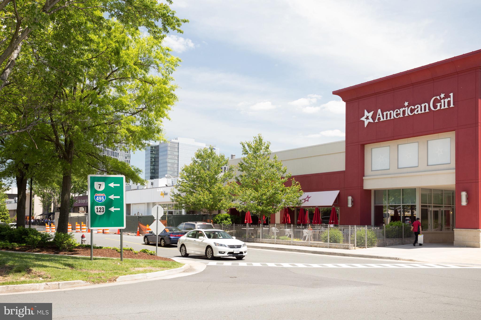 SMC MCLEAN - Residential