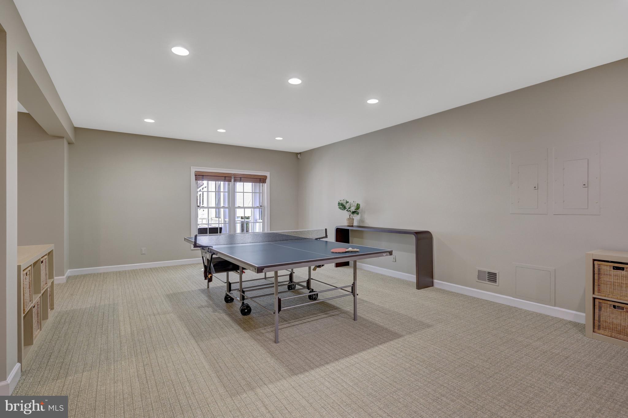 SMC MCLEAN - Residential