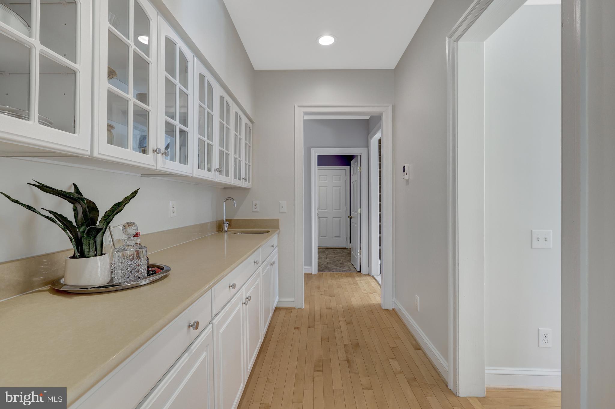 SMC MCLEAN - Residential