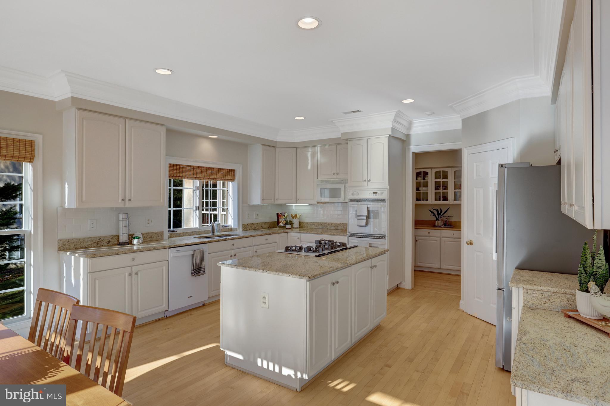 SMC MCLEAN - Residential