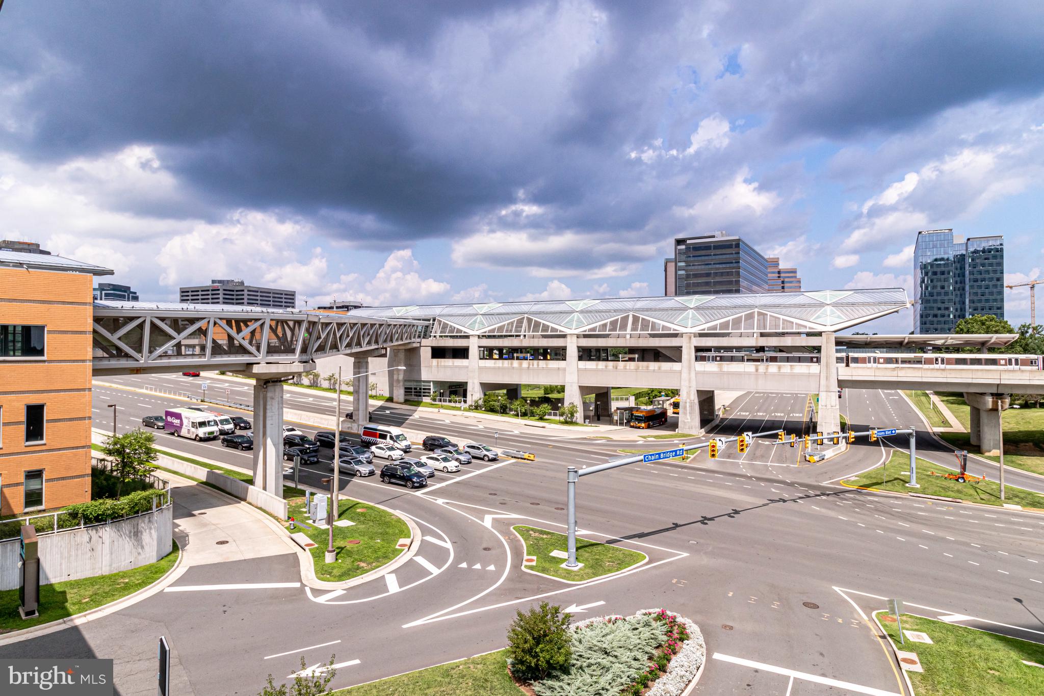 SMC MCLEAN - Residential