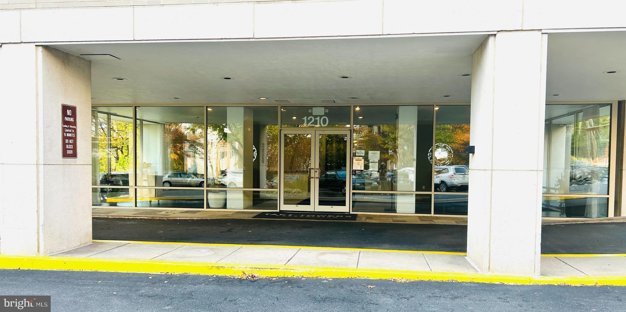 1210 N TAFT STREET 903