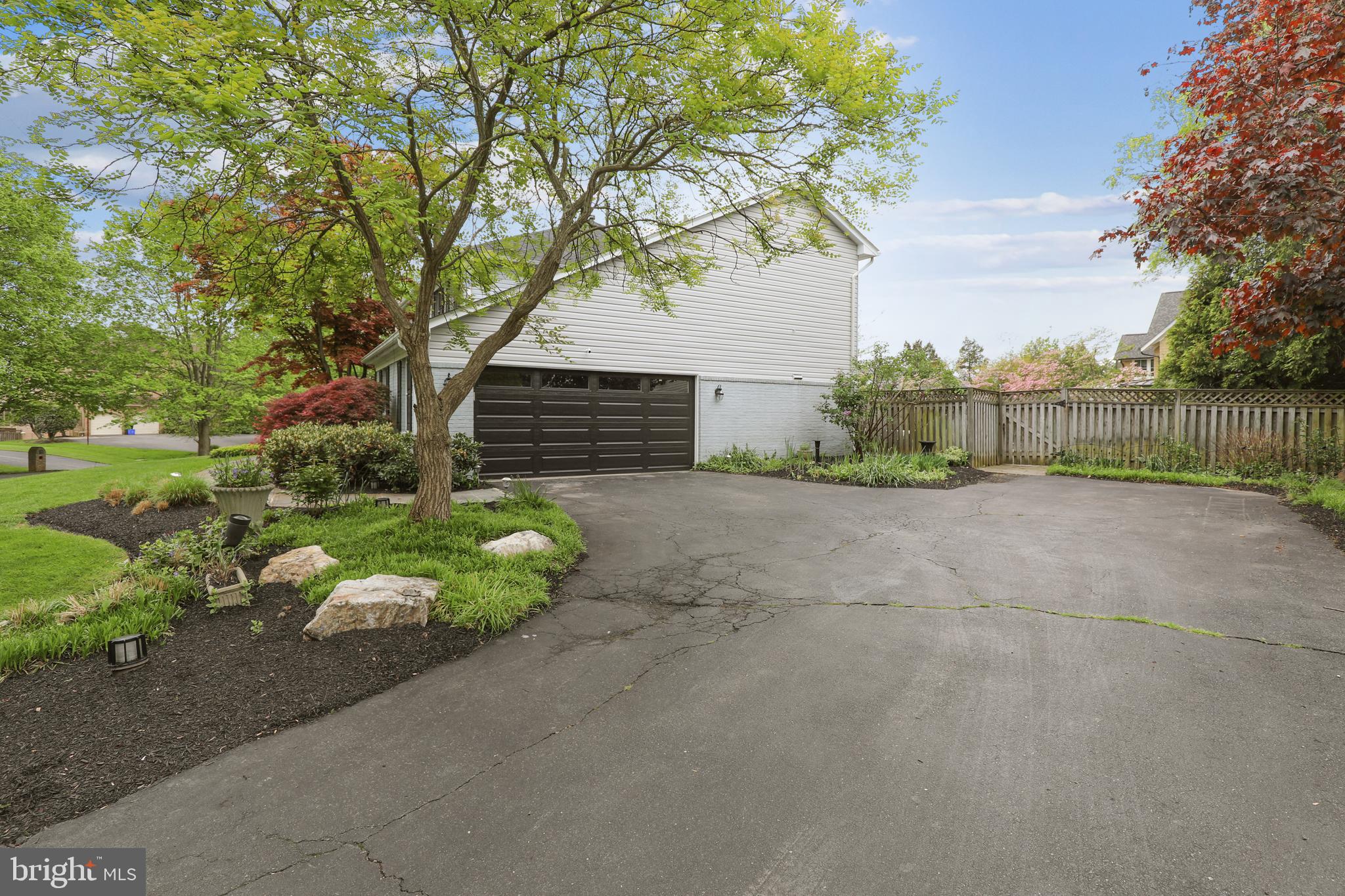 LAKE NORMANDY ESTATES - Residential