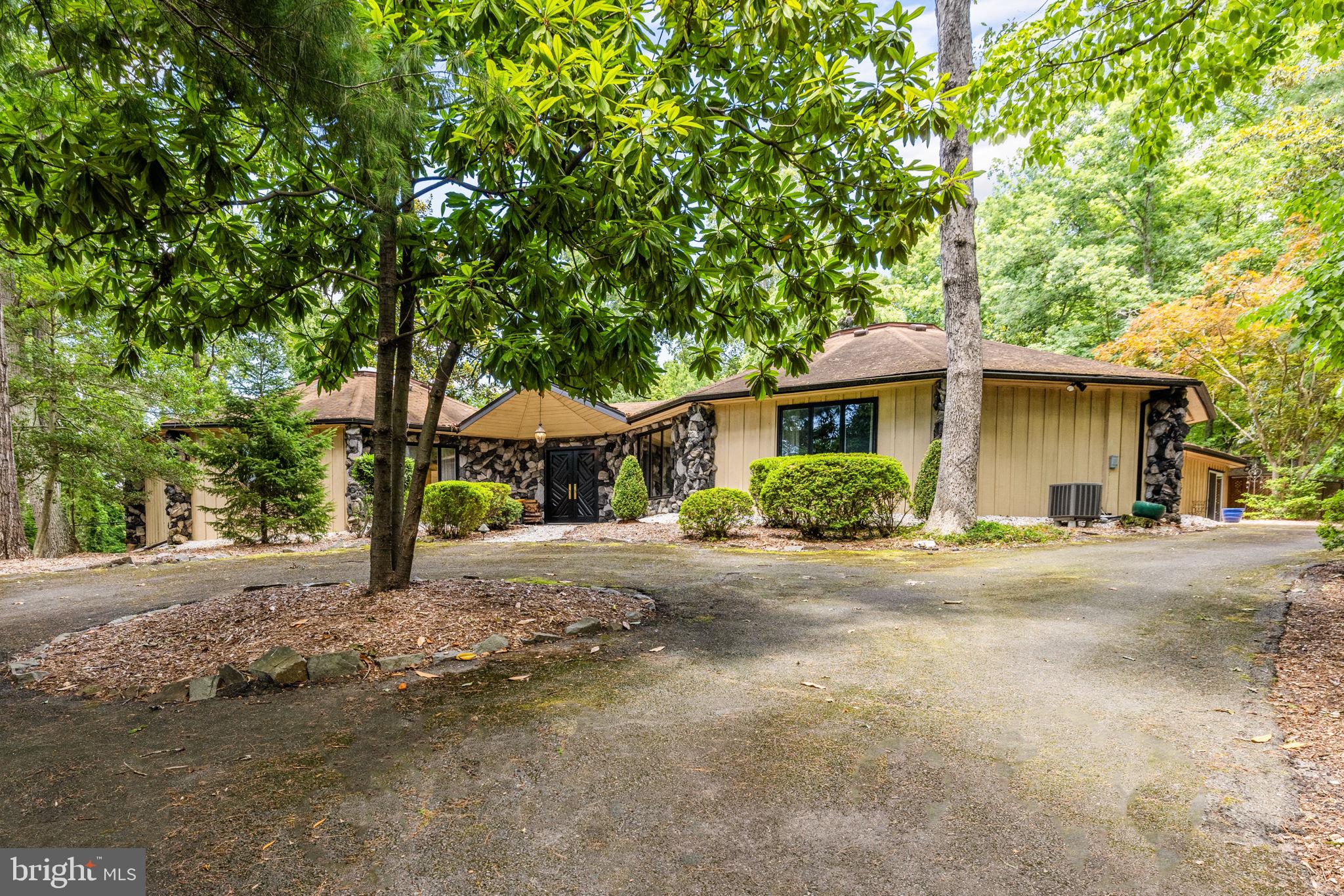 ASHLEY - Residential