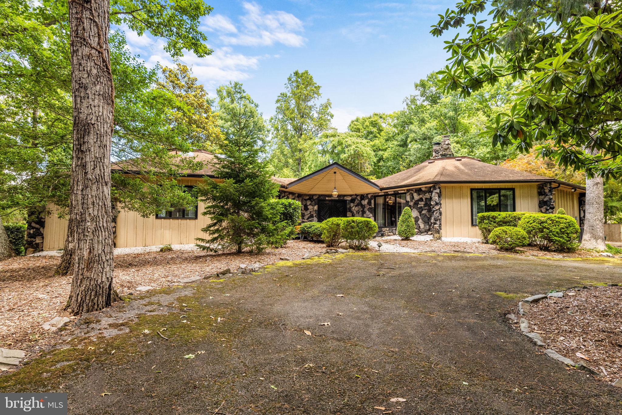 ASHLEY - Residential