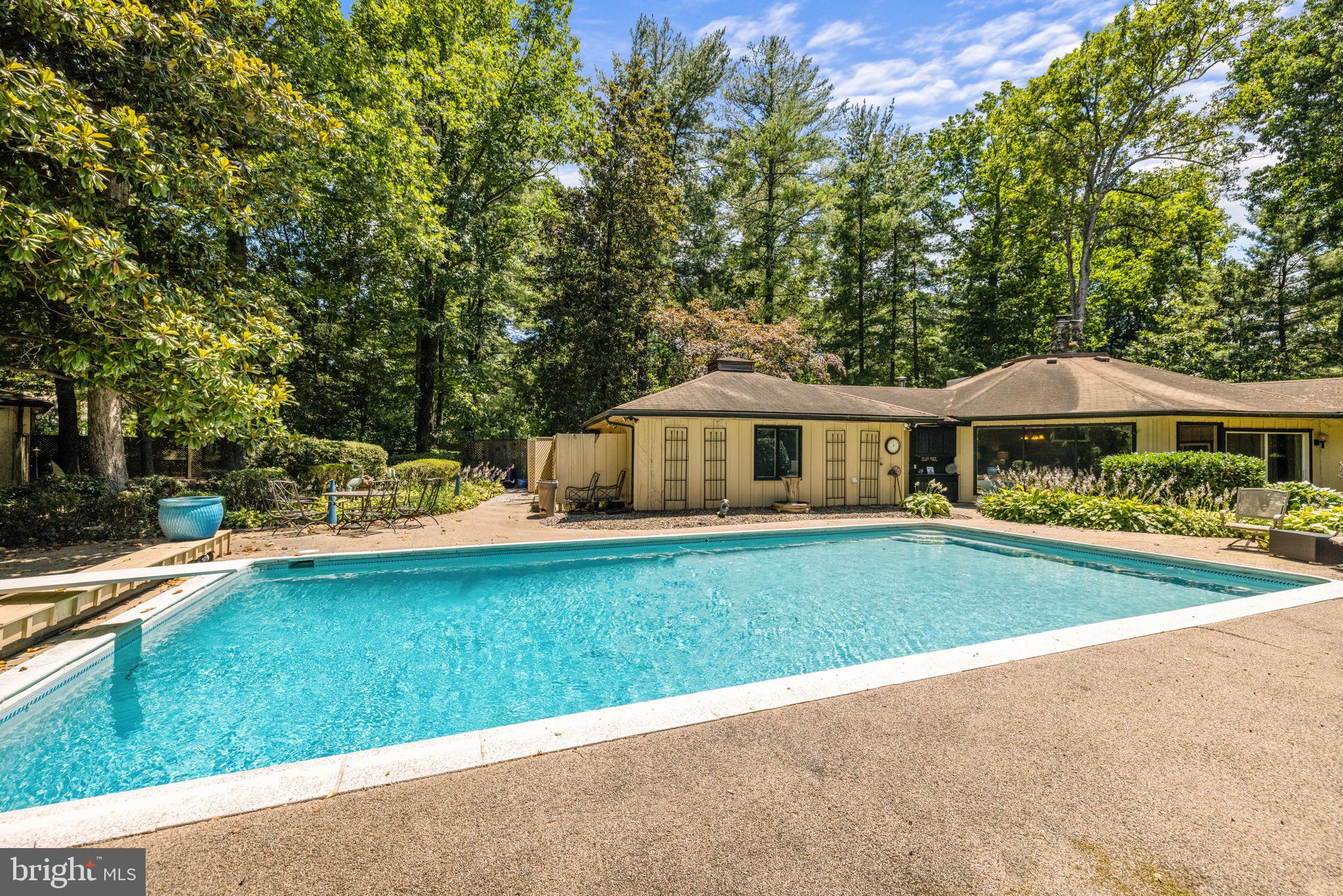 ASHLEY - Residential