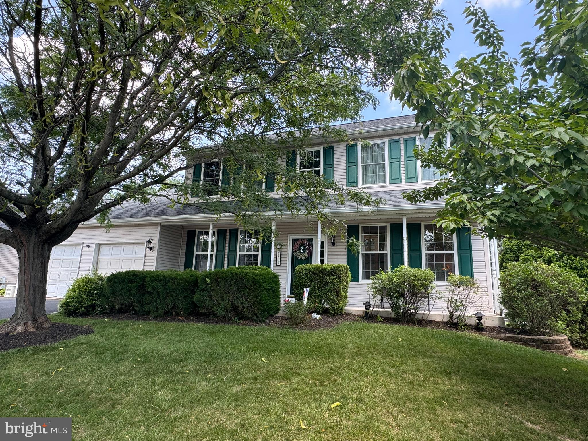 Charming and well-maintained, this Evansburg Crossing Colonial offers comfort and convenience in the heart of Methacton School District! A covered front porch welcomes you to this 4BR, 2.2BA Colonial - thoughtfully designed for everyday enjoyment and entertaining.Features include a formal living room and dining room - great for hosting holidays and get-togethers. The heart of the home is the custom, eat-in kitchen, designed with comfort and everyday living in mind. You'll love the white cabinets, granite counters, and stainless steel appliances —perfect for preparing your favorite meals and gathering with loved ones! The breakfast room, with newer sliding doors, offers a great view of the yard! It opens to a cozy family room, anchored by a lovely gas fireplace, creating the perfect space to relax and unwind.
The laundry room and powder room complete the first floor. Step outside to enjoy the lovely paver patio and fully fenced yard—ideal for summer barbecues, gardening and quiet evenings. The finished basement offers additional living space, complete with a built-in bar, half bath, and a separate room, ideal for a home office, playroom, or exercise area and there's also plenty of closet storage. Upstairs, you'll find four generously sized bedrooms including a lovely primary suite with updated bath and walk-in closet.
Additional features include a two car attached garage with shelving and storage, newer roof (2021),
newer hot water heater (2022), newer carpeting and Methacton Schools! Located just minutes from Wegmans, Evansburg Winery, and nearby parks—this move-in ready home offers comfort, style, and convenience for your lifestyle in a terrific location.