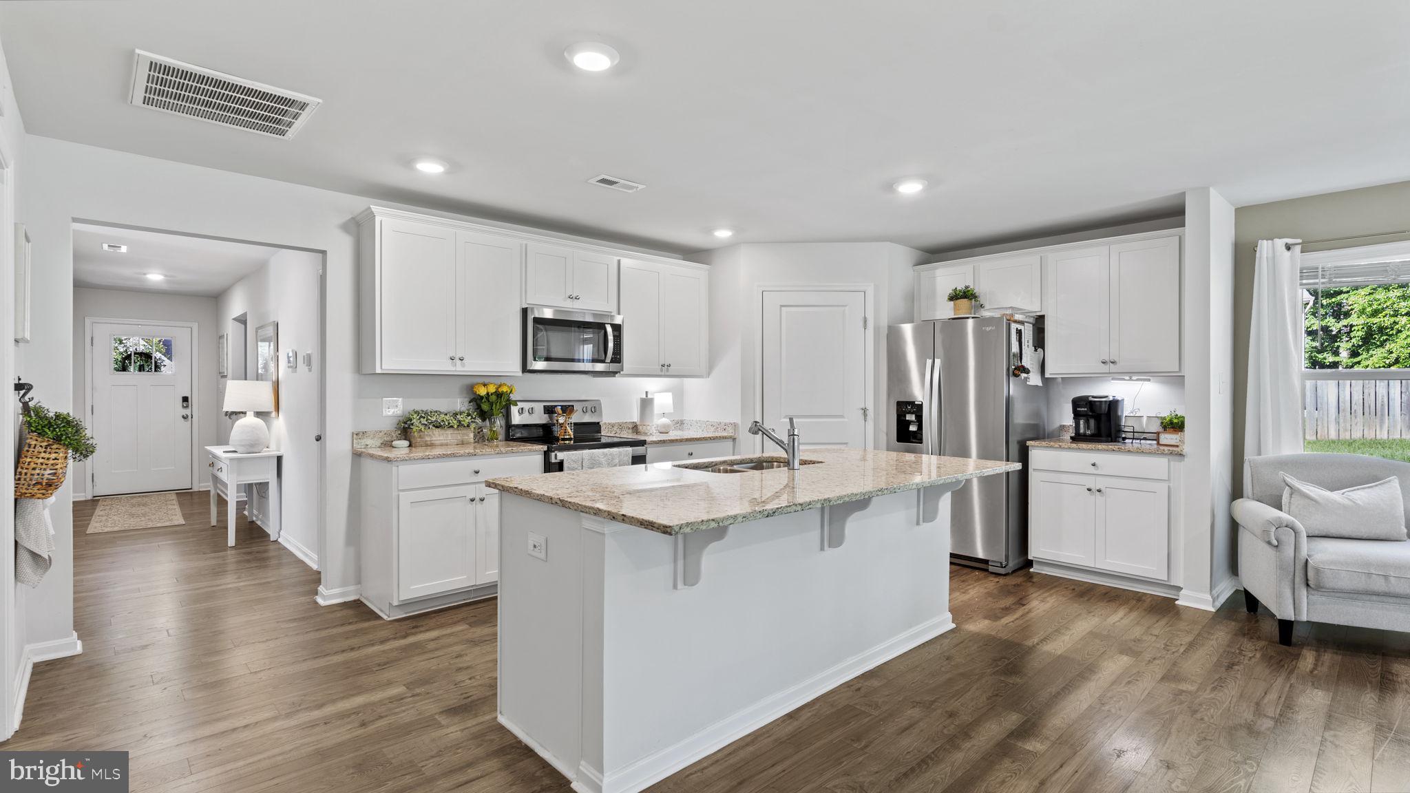 18075 COOLIDGE LANE