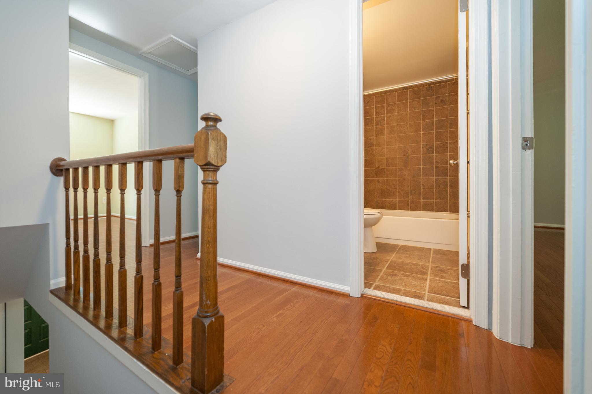 BURKE CENTRE - Residential Lease