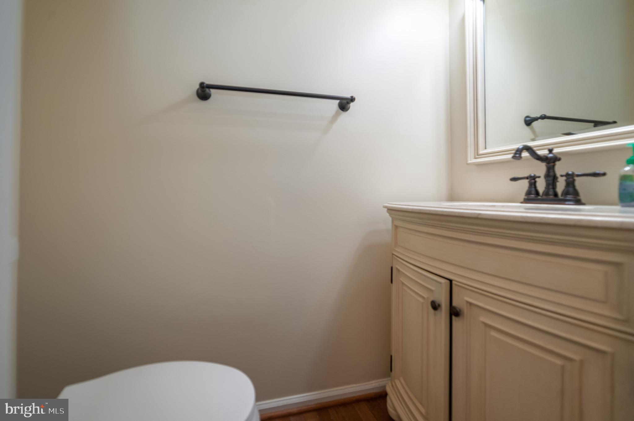 BURKE CENTRE - Residential Lease