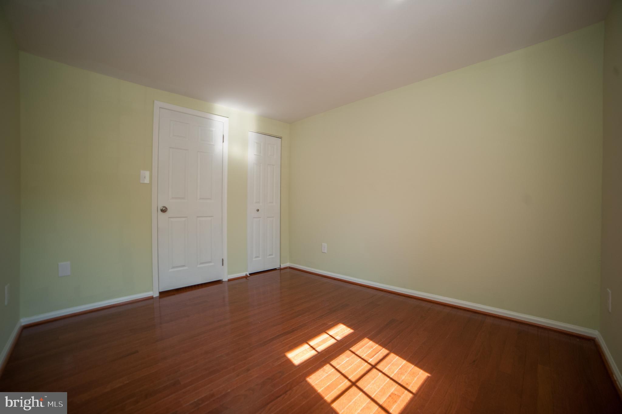 BURKE CENTRE - Residential Lease