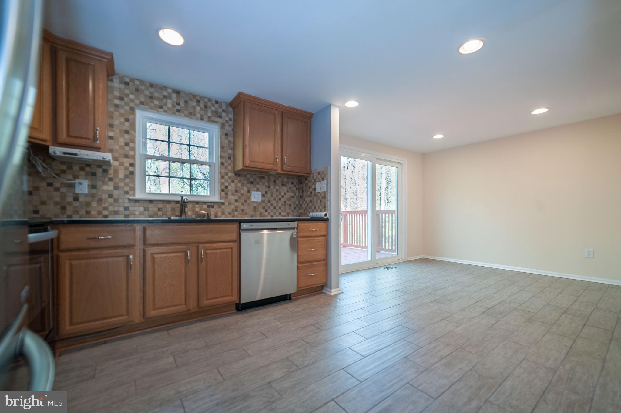 BURKE CENTRE - Residential Lease