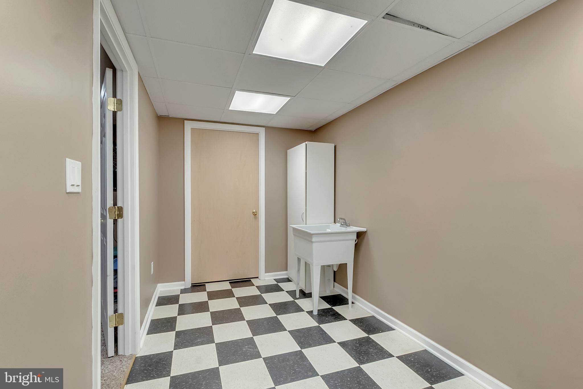 SOUTH CARROLL ESTATES - Residential