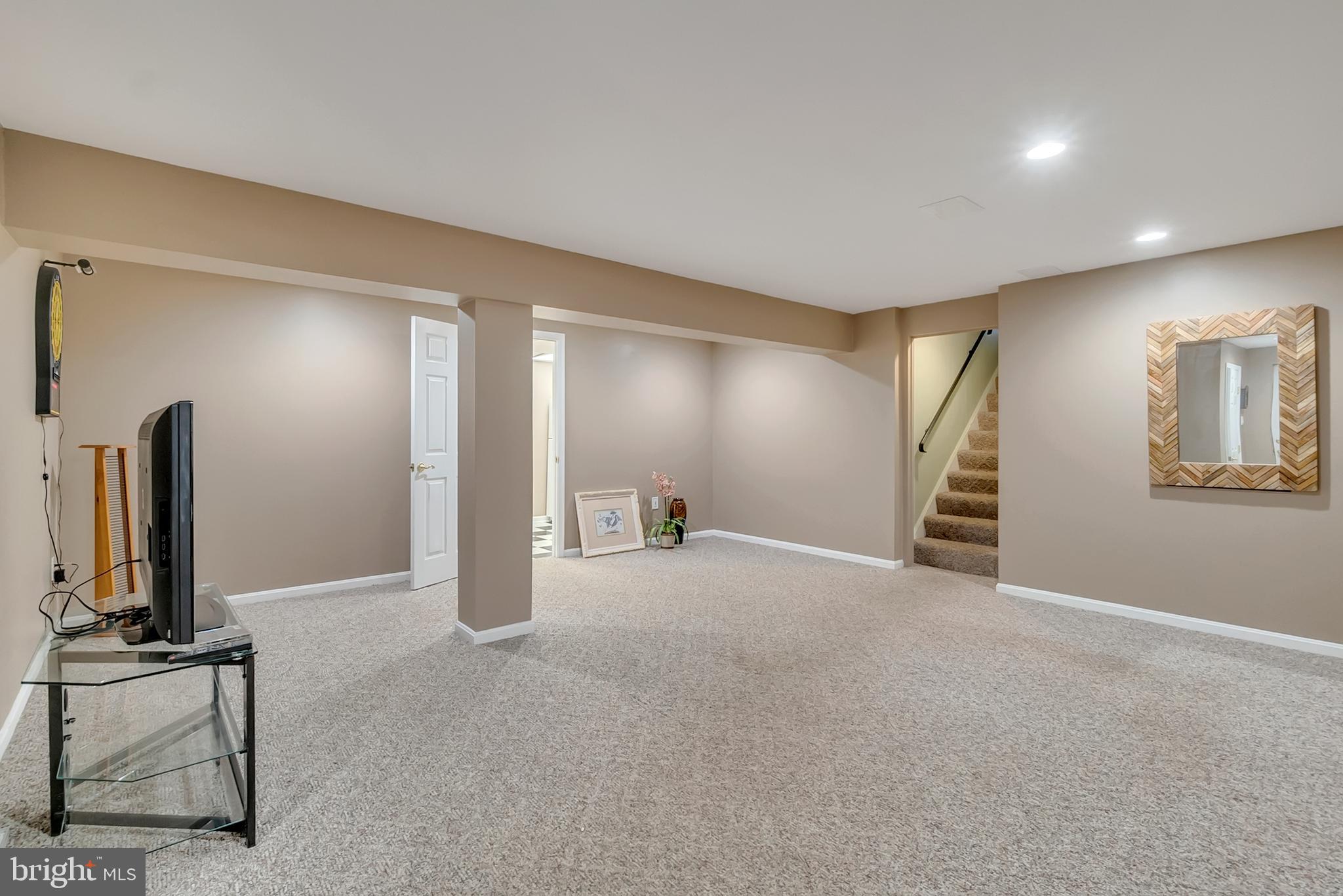 SOUTH CARROLL ESTATES - Residential