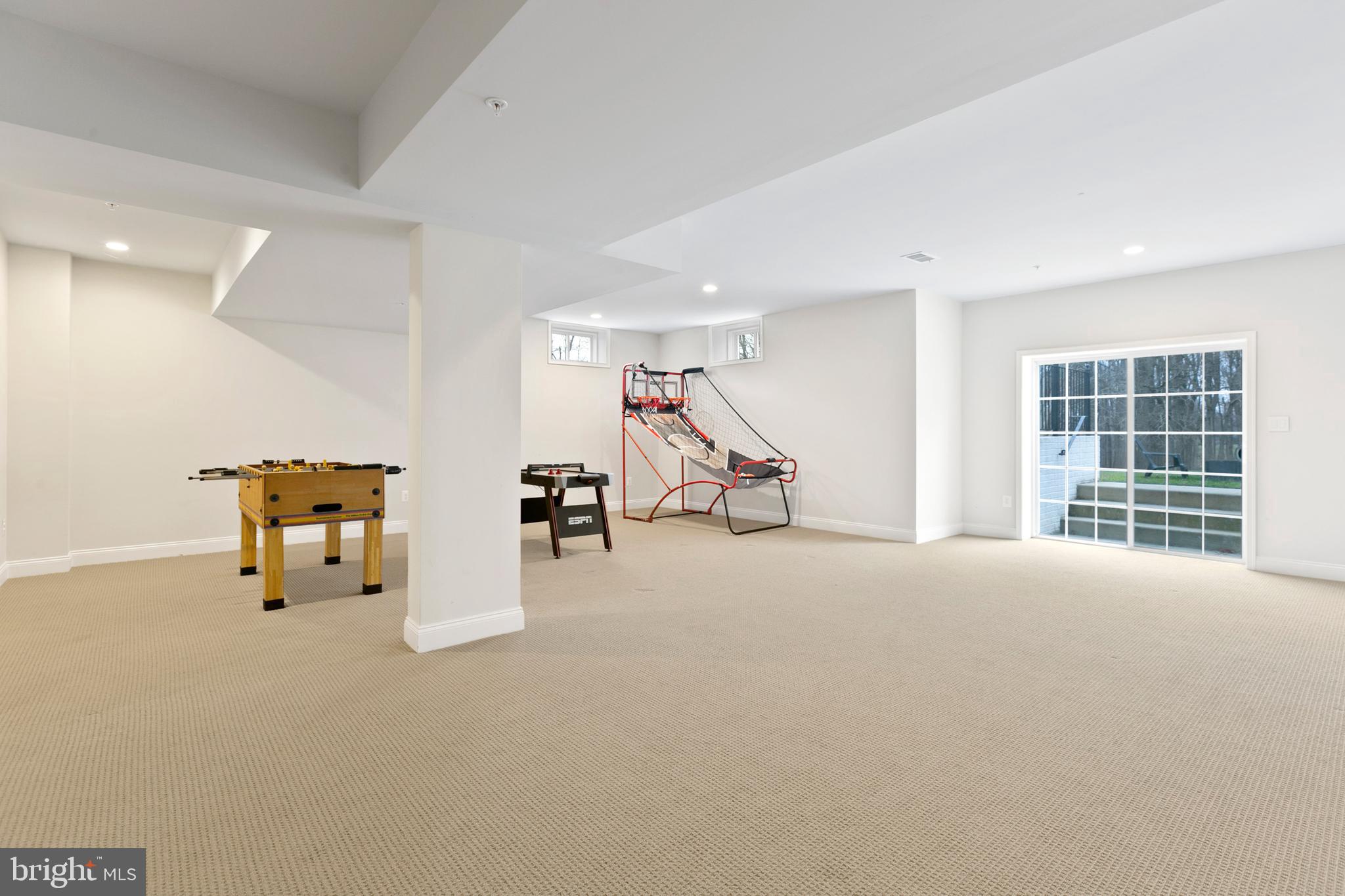 WEATHERSTONE - Residential