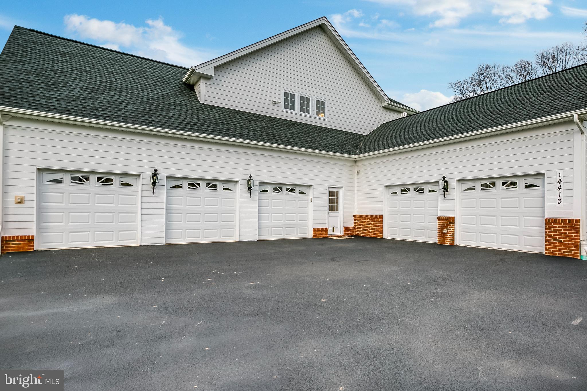 WEATHERSTONE - Residential