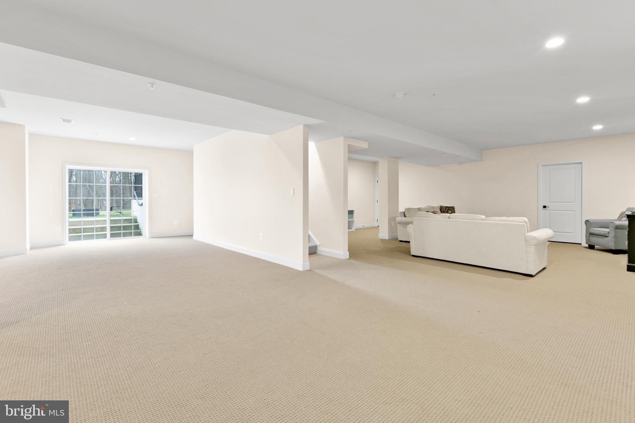 WEATHERSTONE - Residential