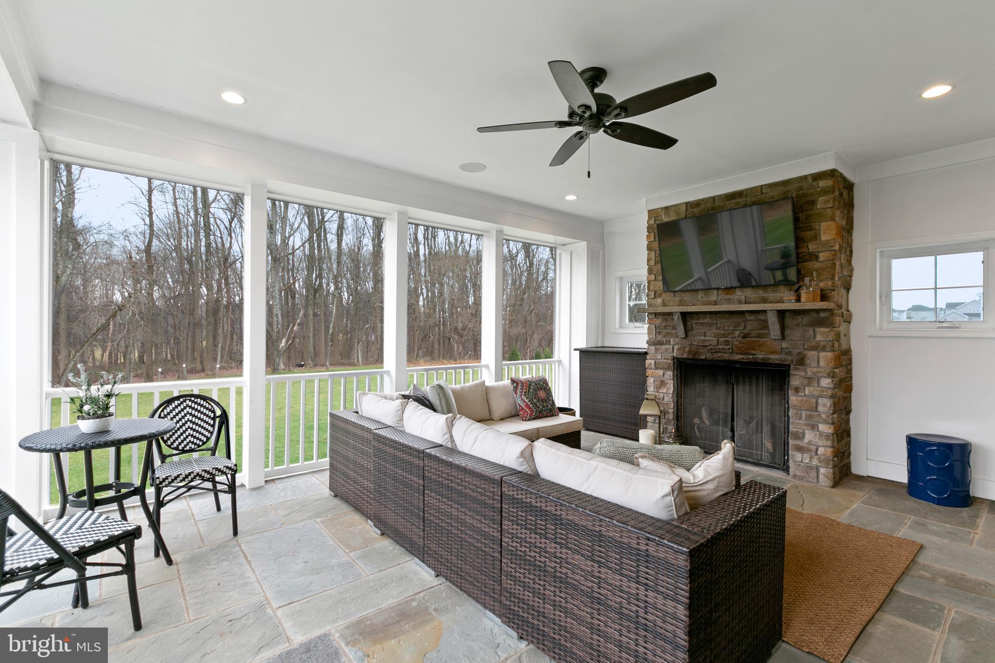 WEATHERSTONE - Residential