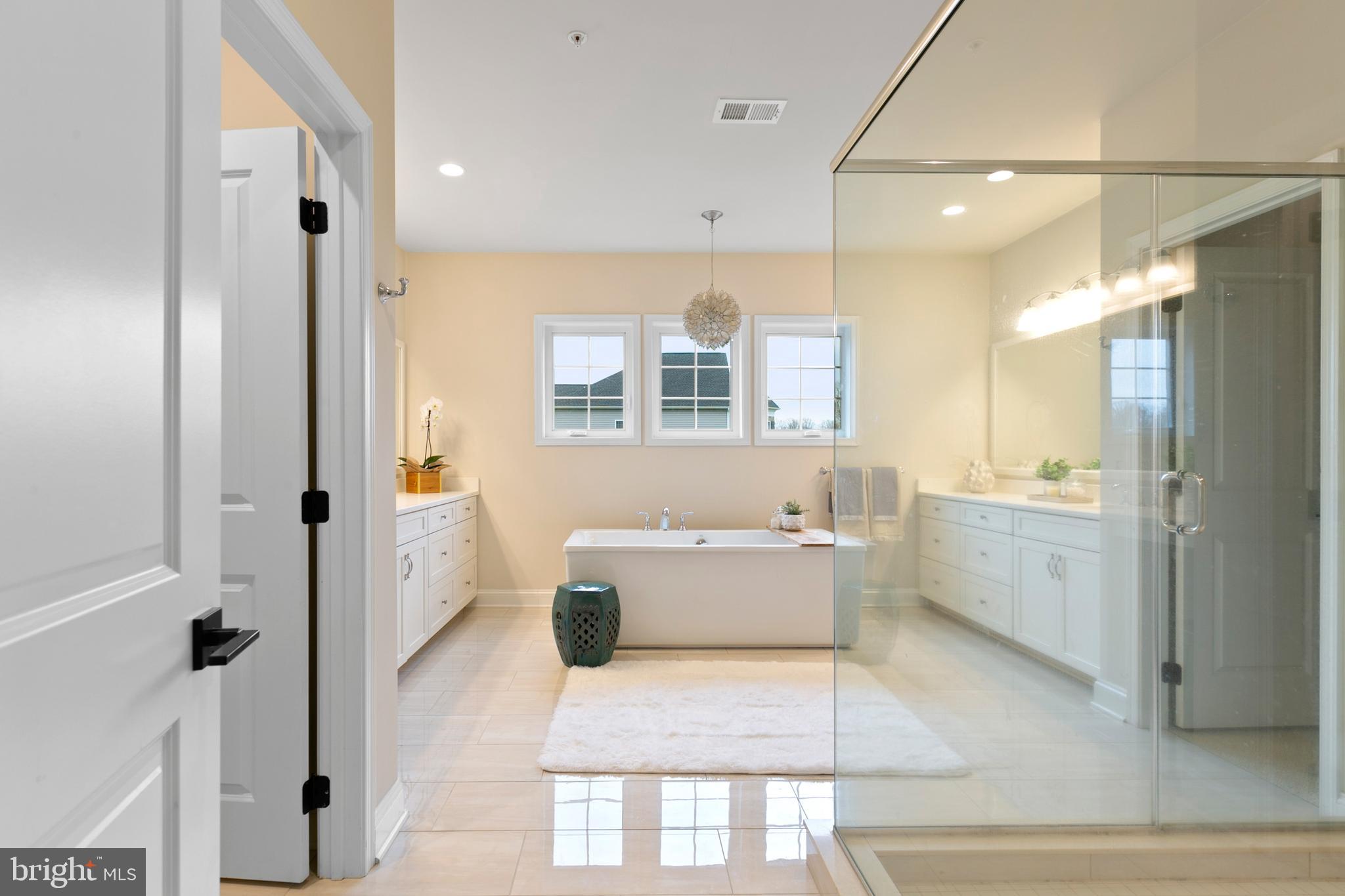 WEATHERSTONE - Residential