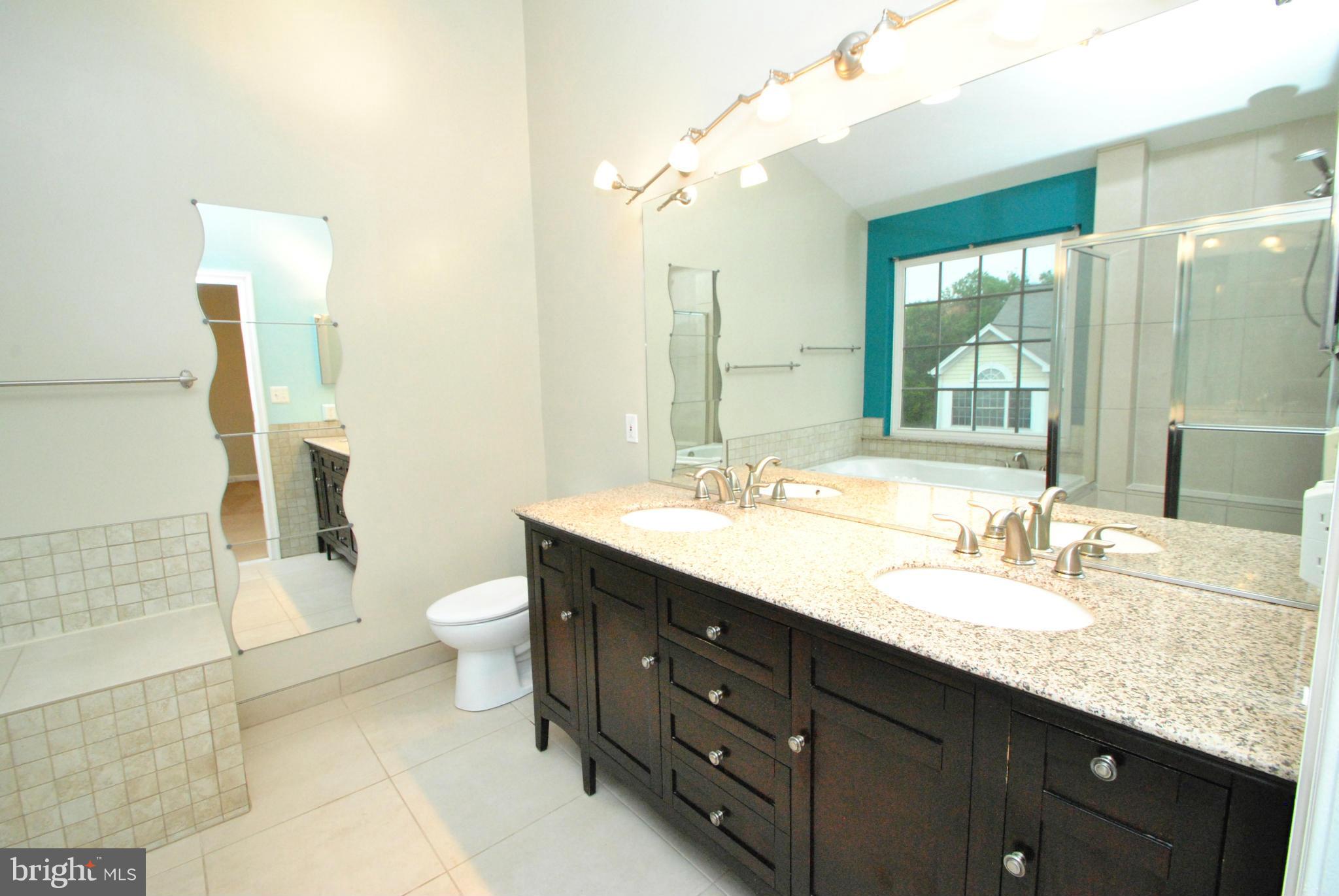 SOUTH RIDING - Residential