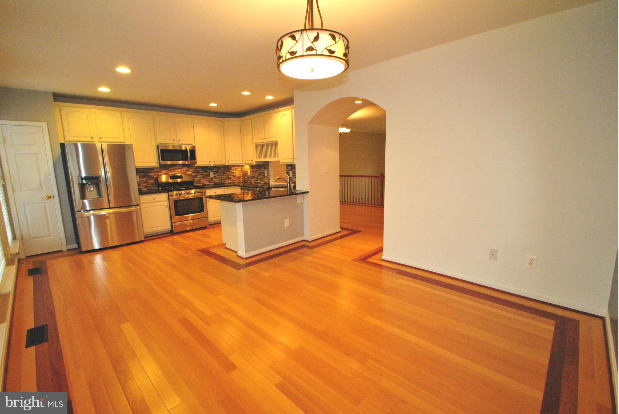 SOUTH RIDING - Residential