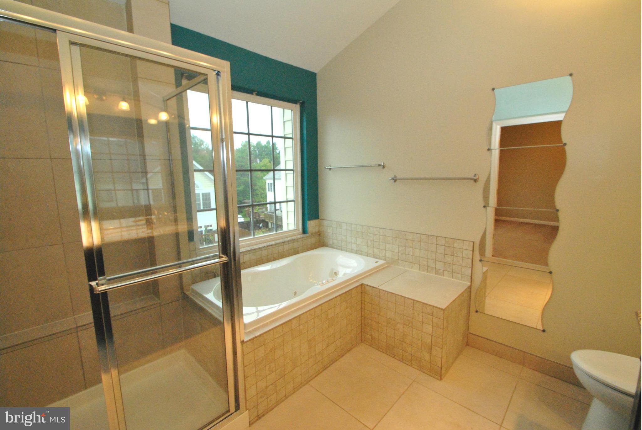 SOUTH RIDING - Residential