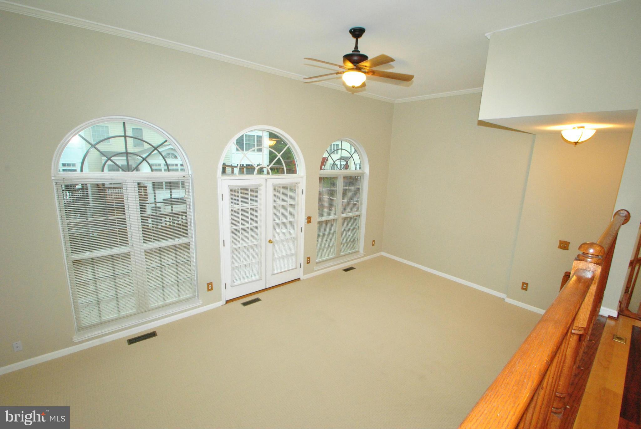 SOUTH RIDING - Residential