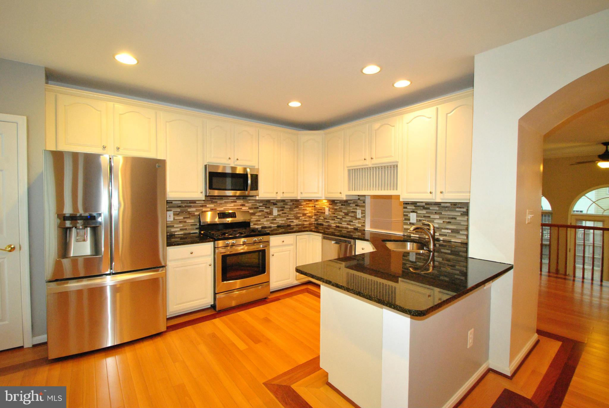 SOUTH RIDING - Residential