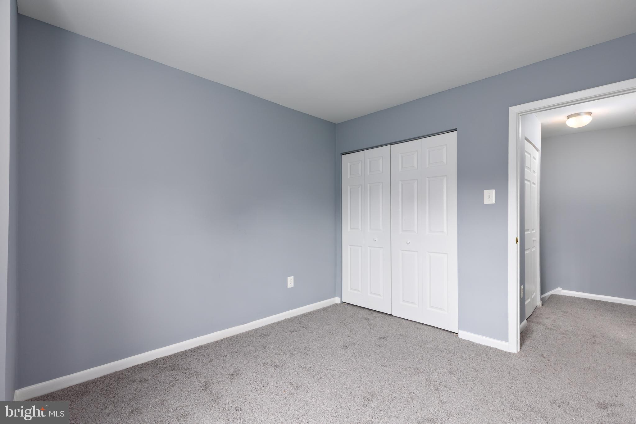 WHISKEY BOTTOM - Residential