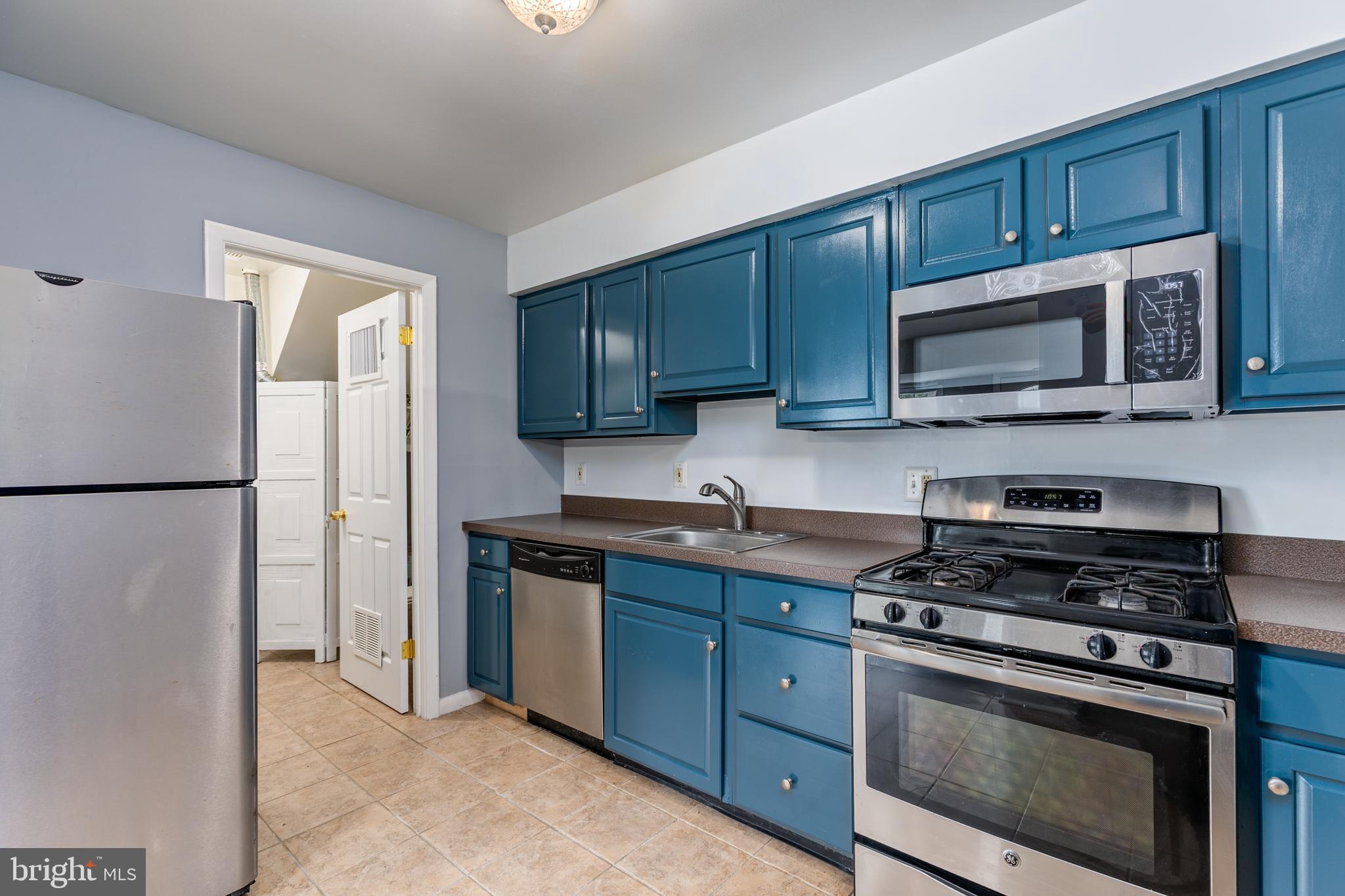 WHISKEY BOTTOM - Residential