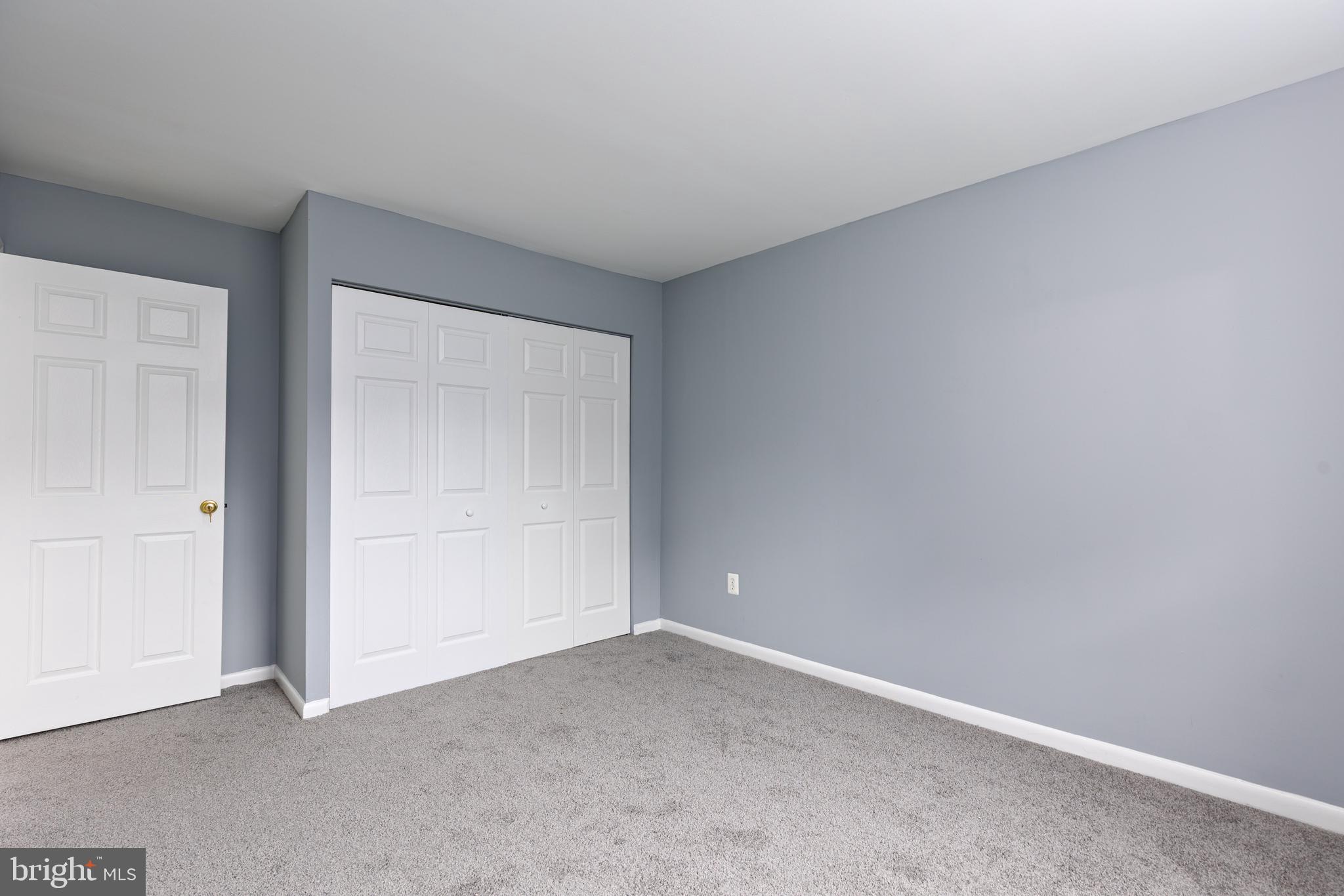 WHISKEY BOTTOM - Residential