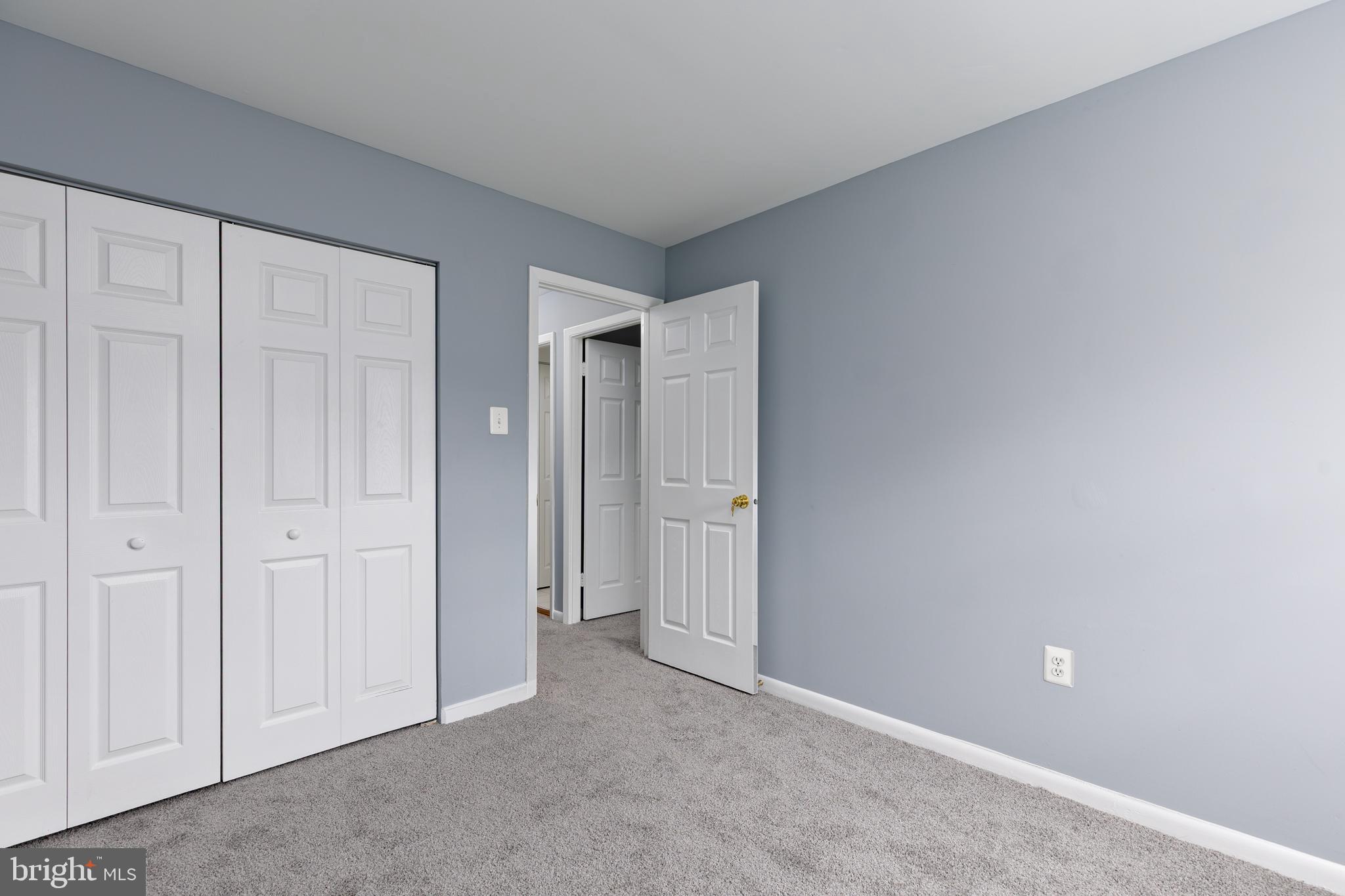 WHISKEY BOTTOM - Residential