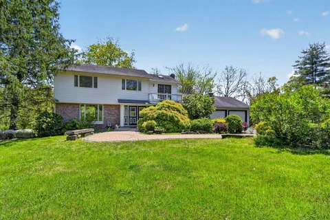 114 Featherbed Lane, Hopewell, NJ MLS: NJME2077382