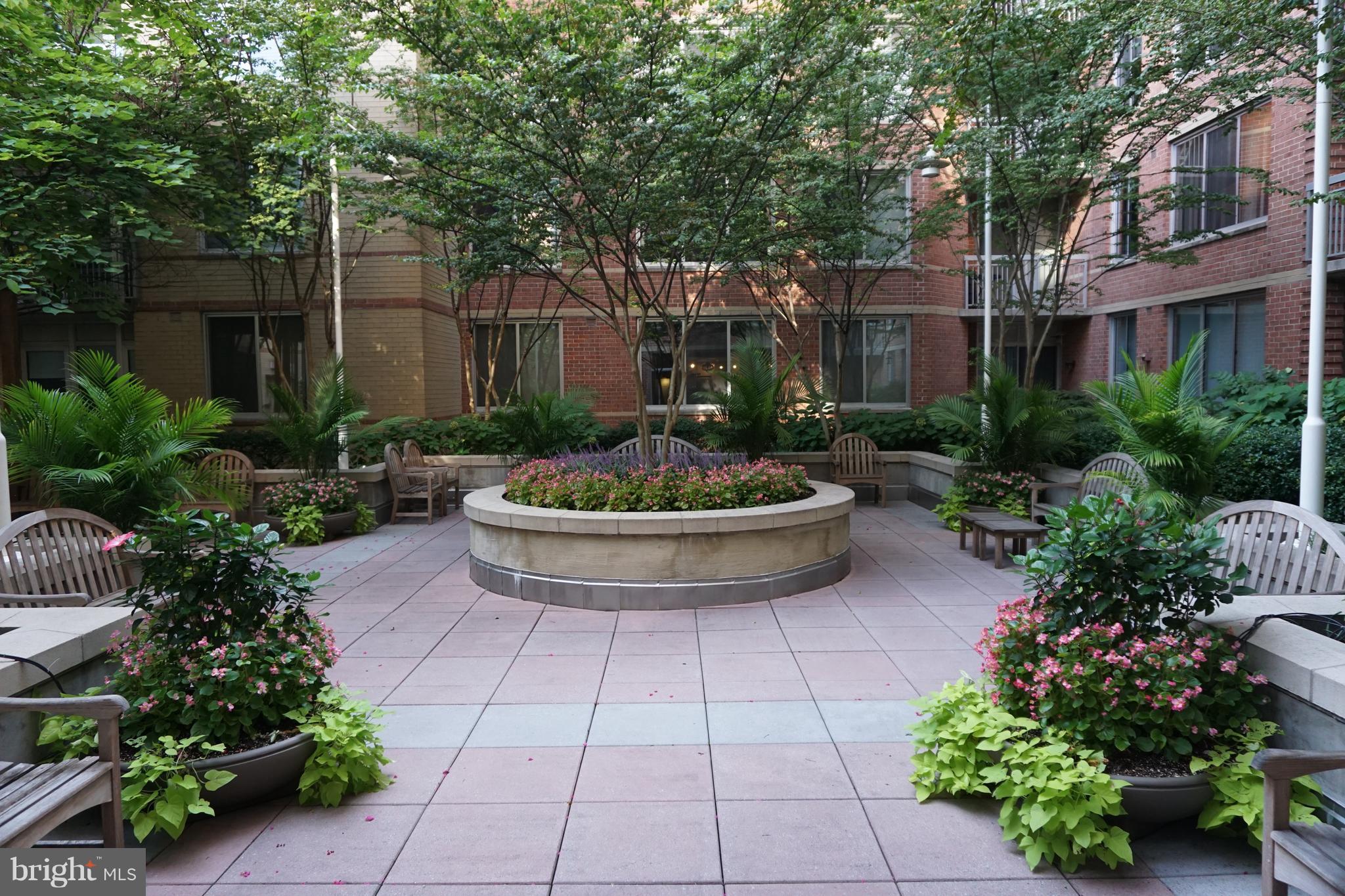 THE PHOENIX CONDOMINIUMS - Residential Lease