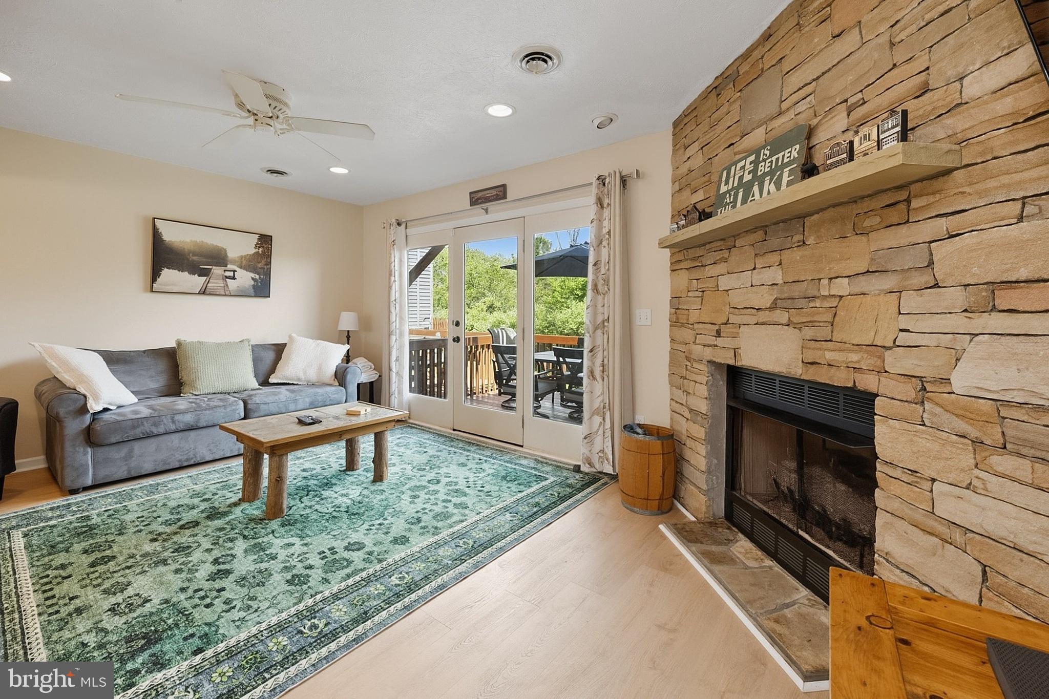 DEEP CREEK VILLAGE - Residential