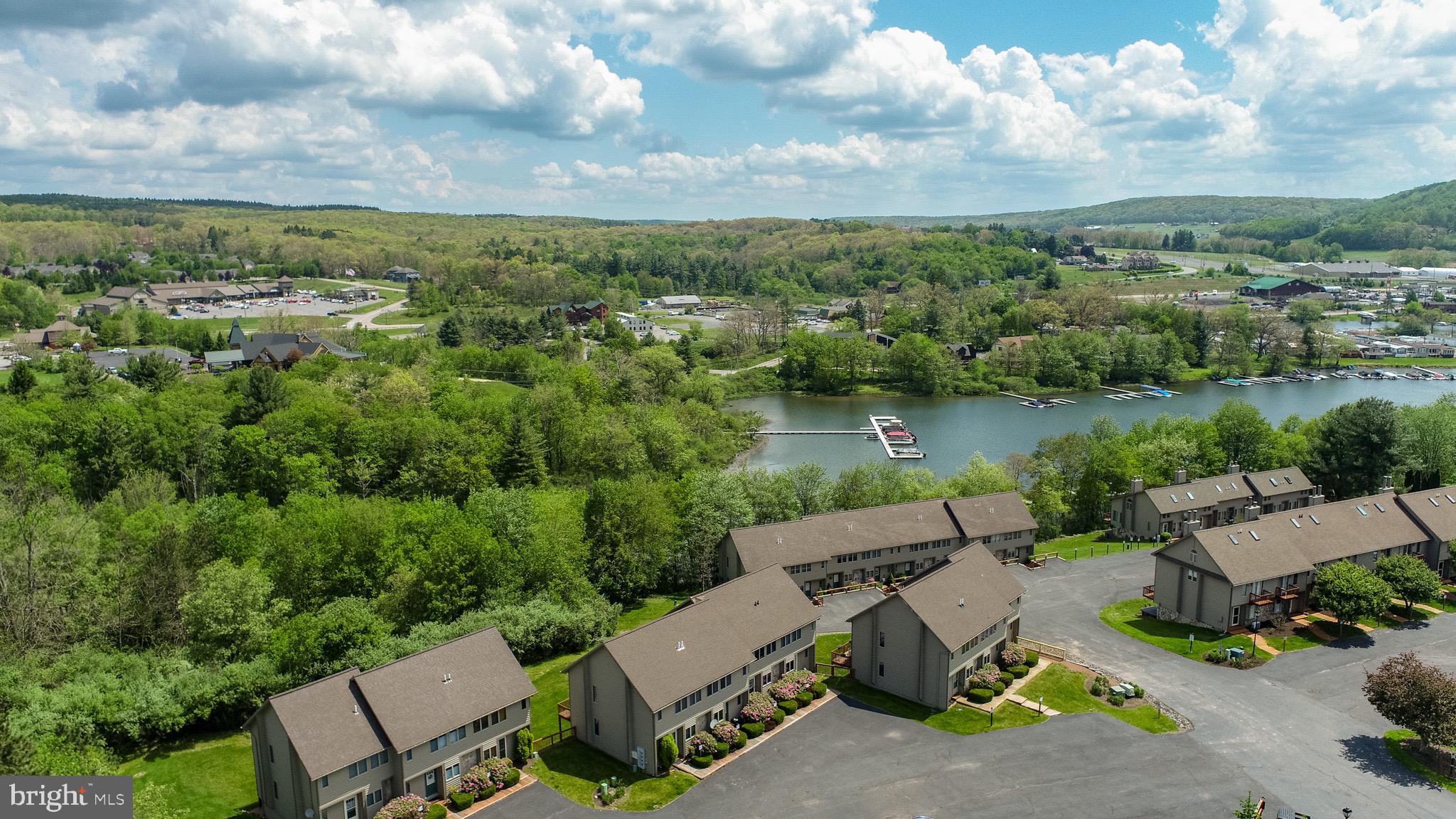 DEEP CREEK VILLAGE - Residential