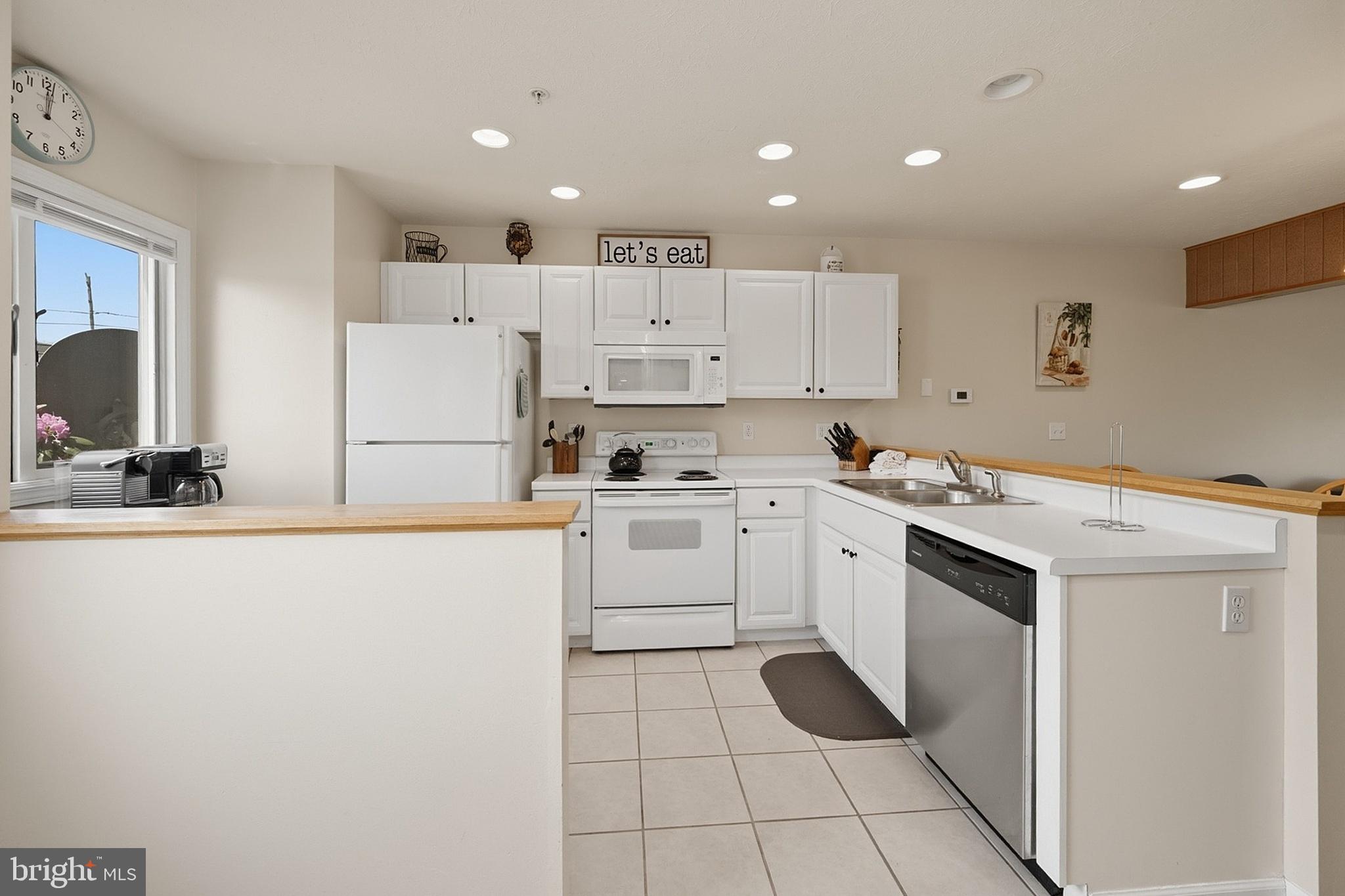DEEP CREEK VILLAGE - Residential