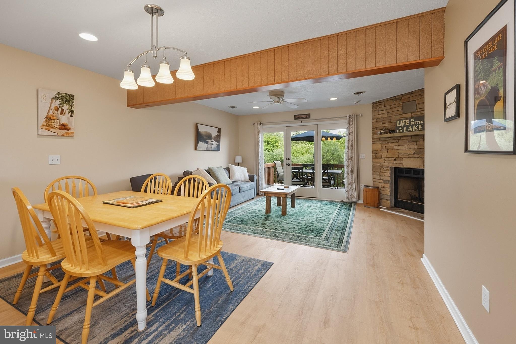 DEEP CREEK VILLAGE - Residential