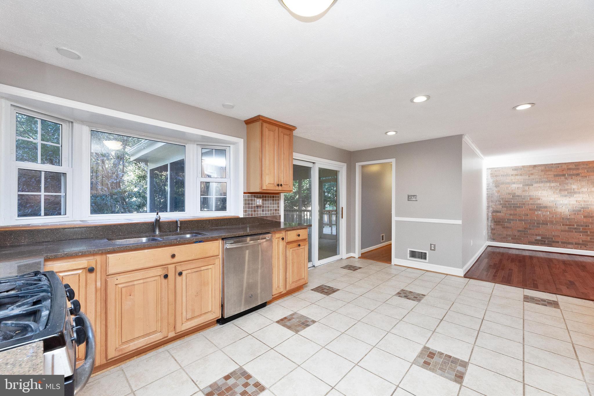 MOUNT VERNON GROVE - Residential